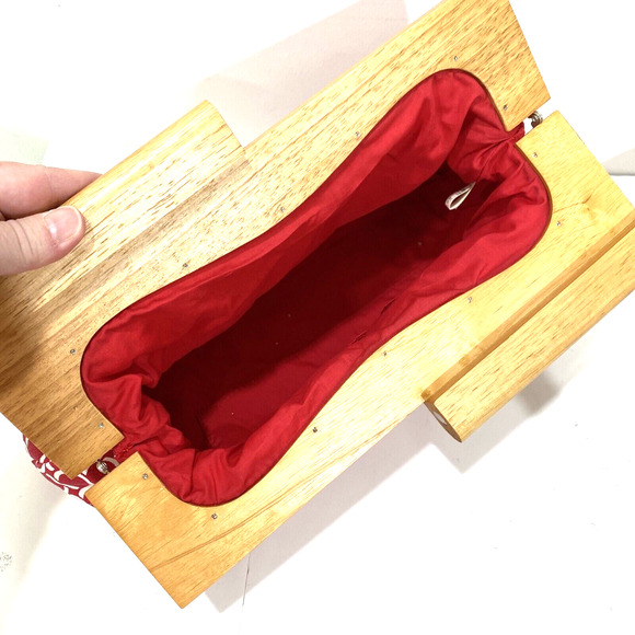 Old Navy Fabric Red White Clutch Purse Wooden Handle Magnetic Clasp Preppy Chic - Picture 4 of 5